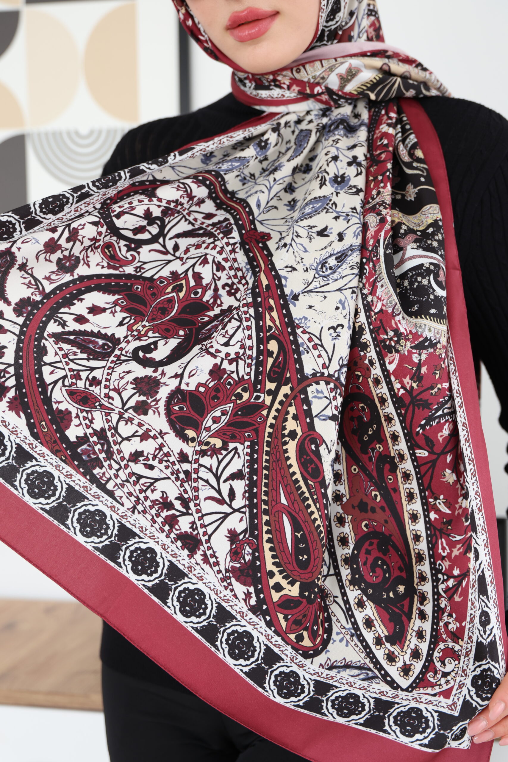 Neon Kırmızı Etnik Desen Lüks Saten İşlemeli Şal - Görsel 2